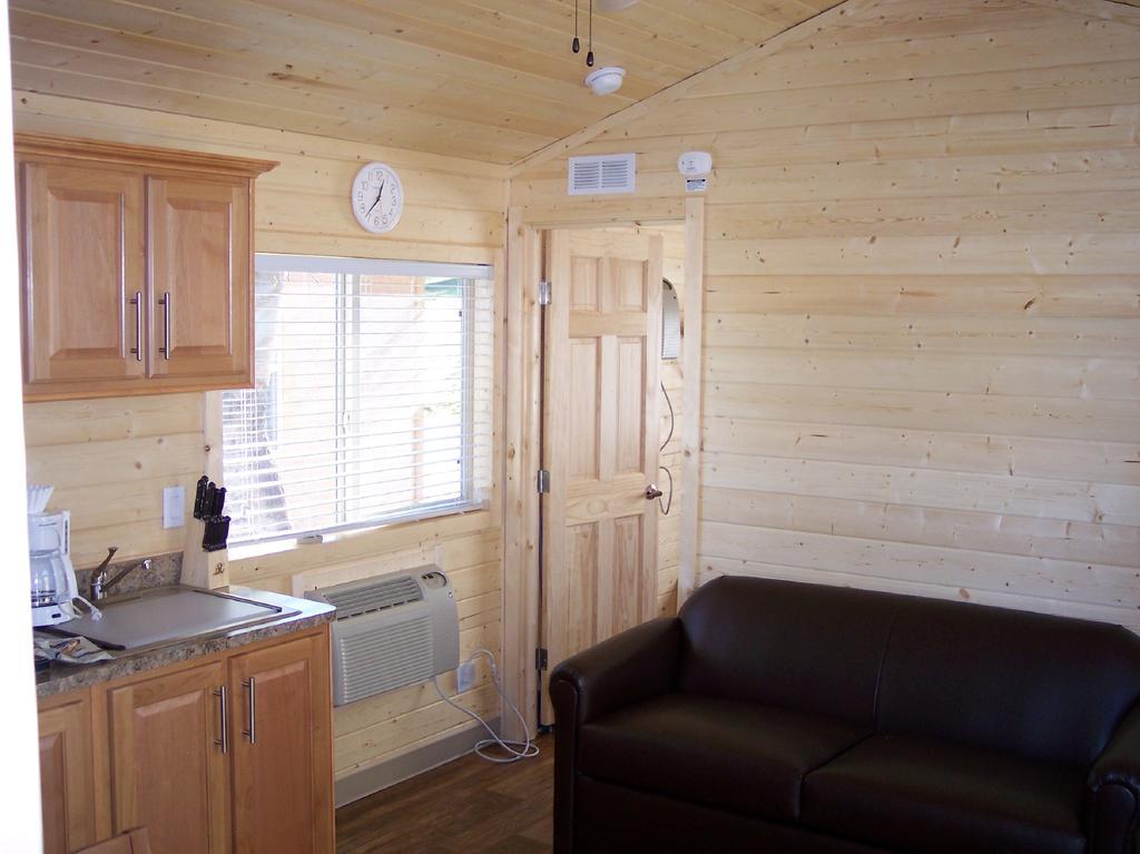 Russian River Camping Resort Cottage 7 Cloverdale Exterior foto